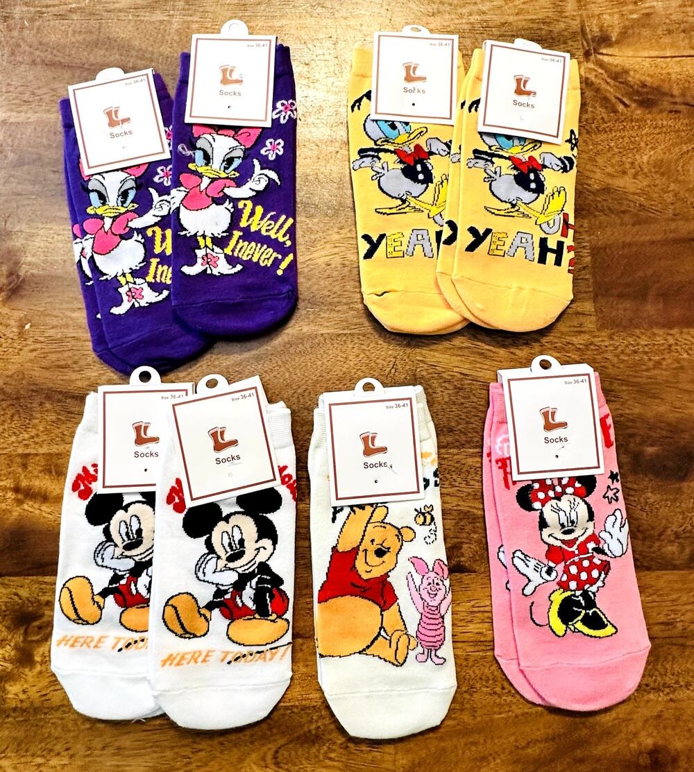 Disney Socks 36-41 Women's Adult Size 5-9 Mickey Mouse Winnie the Pooh Minnie